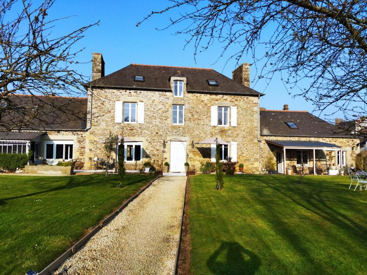 La Ménardière Serenitatis chambre d'hôtes petit déjeuner compris Corseul Exterior foto