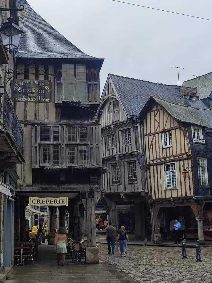 La Ménardière Serenitatis chambre d'hôtes petit déjeuner compris Corseul Exterior foto